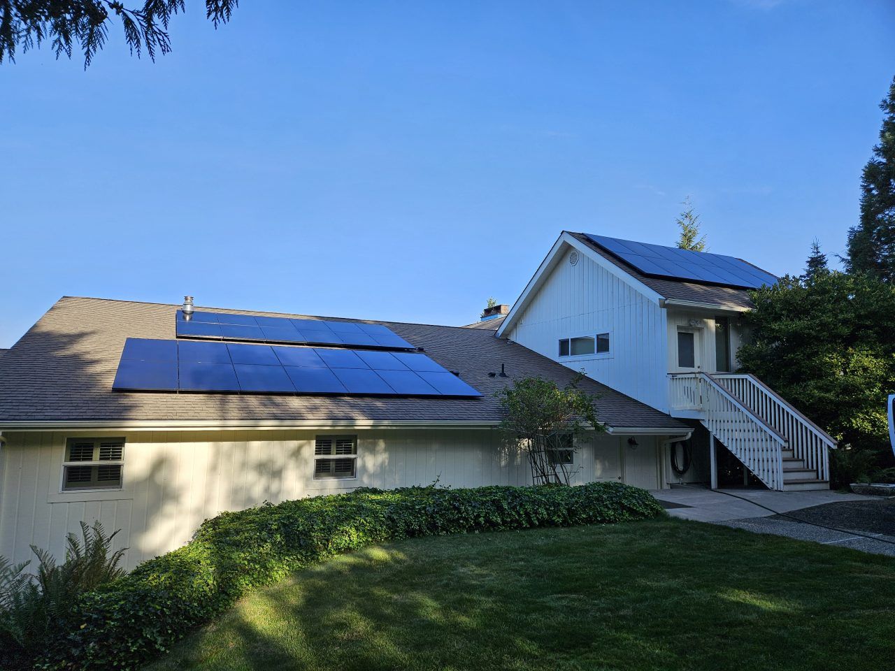 8.4 kW rooftop solar array installed by Power Trip Energy on a Bremerton, WA home in 2025